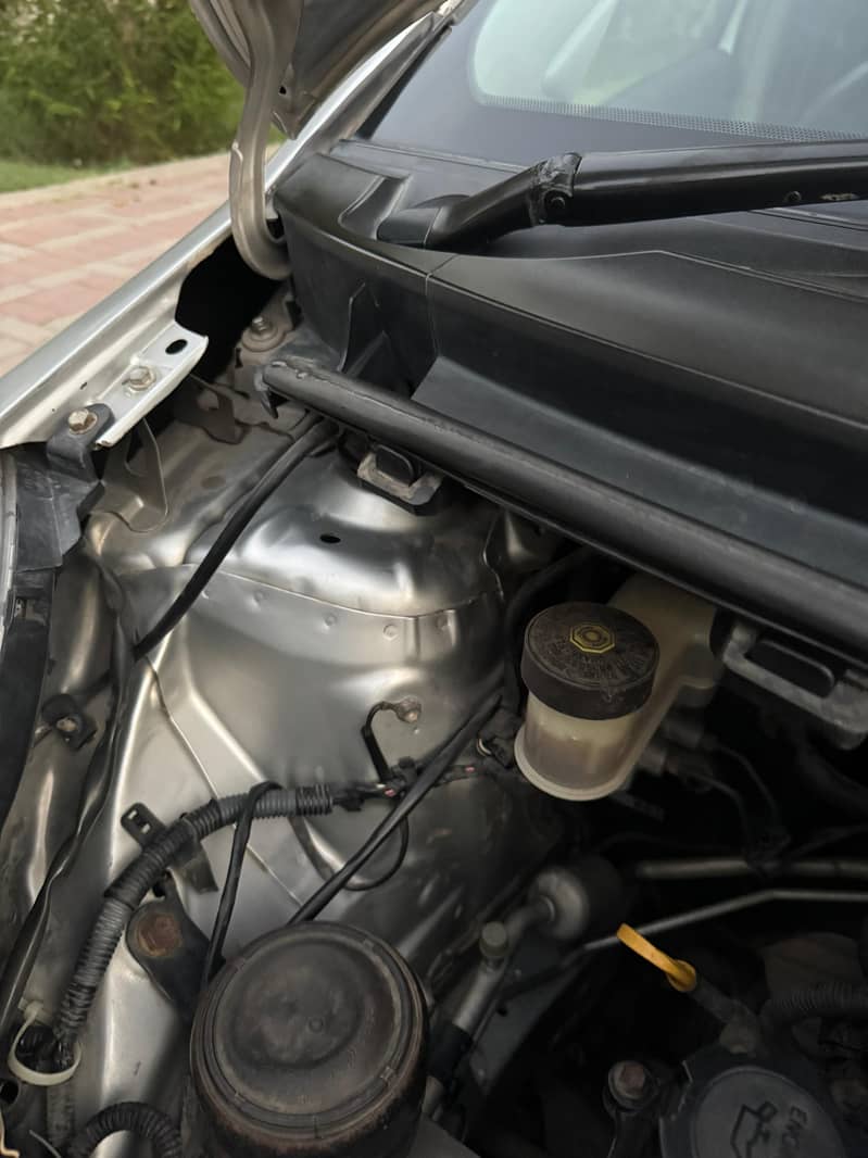 Toyota Vitz 2013 8