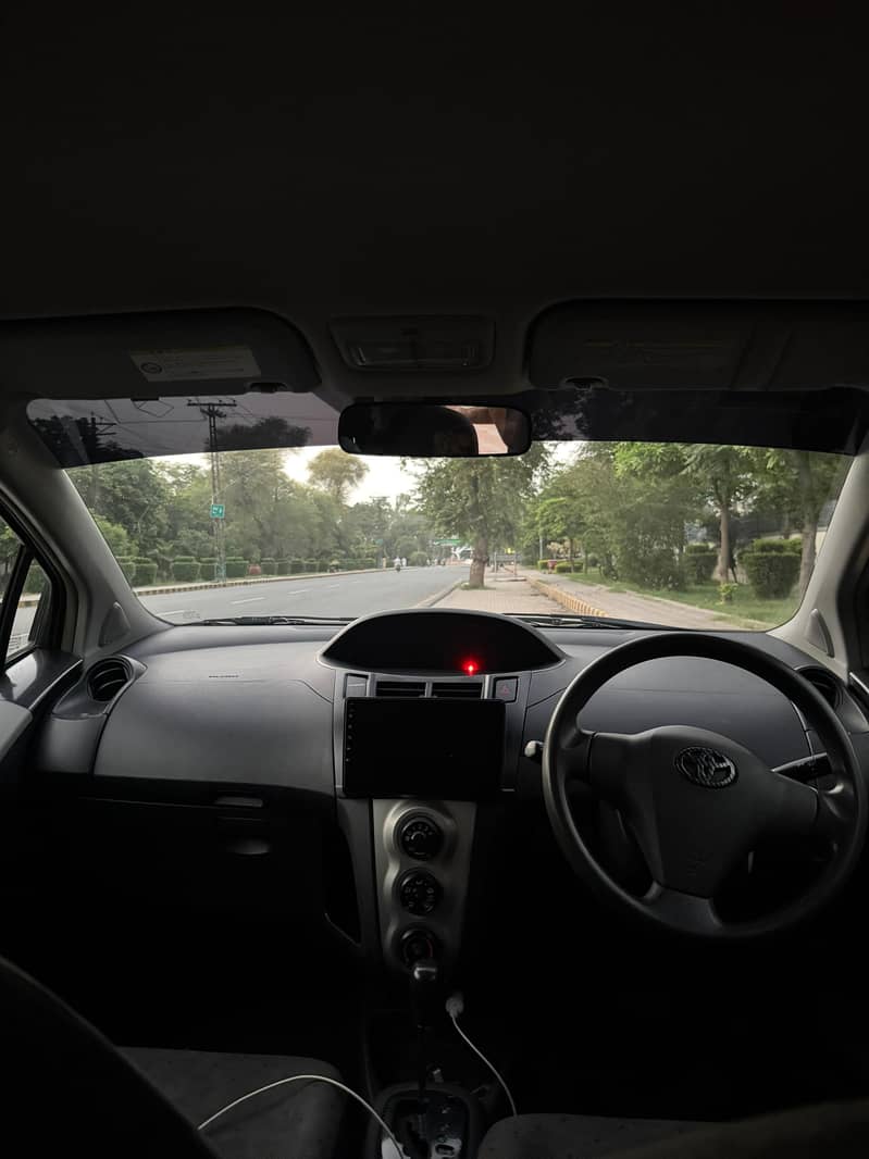 Toyota Vitz 2013 12