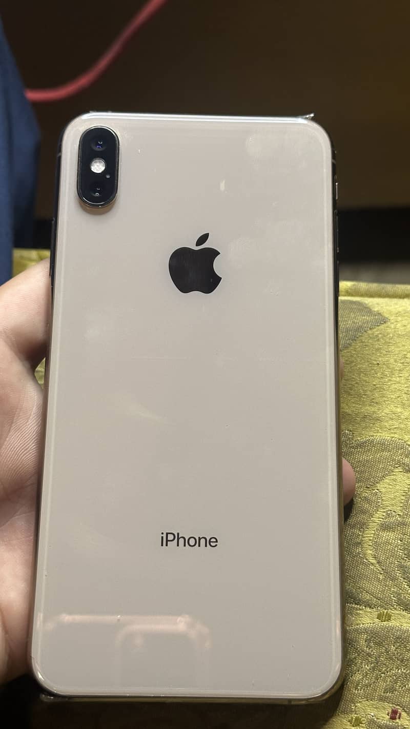 Apple iPhone XS Max 2