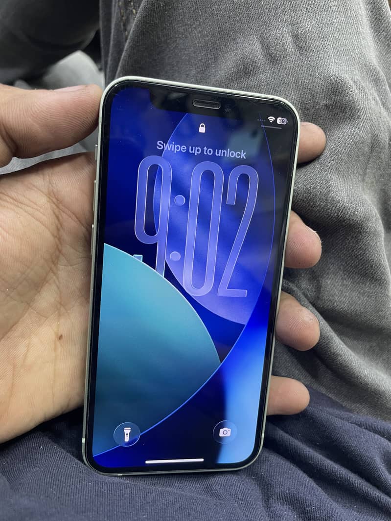 Apple iPhone 12 mini 2