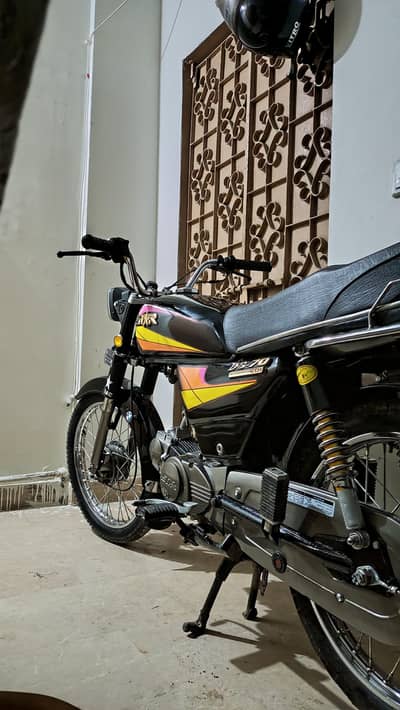 star 2004. . 5