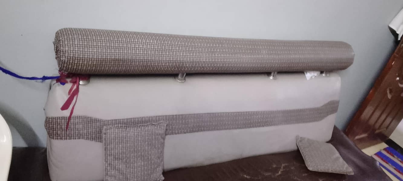 5 seater sofa 3