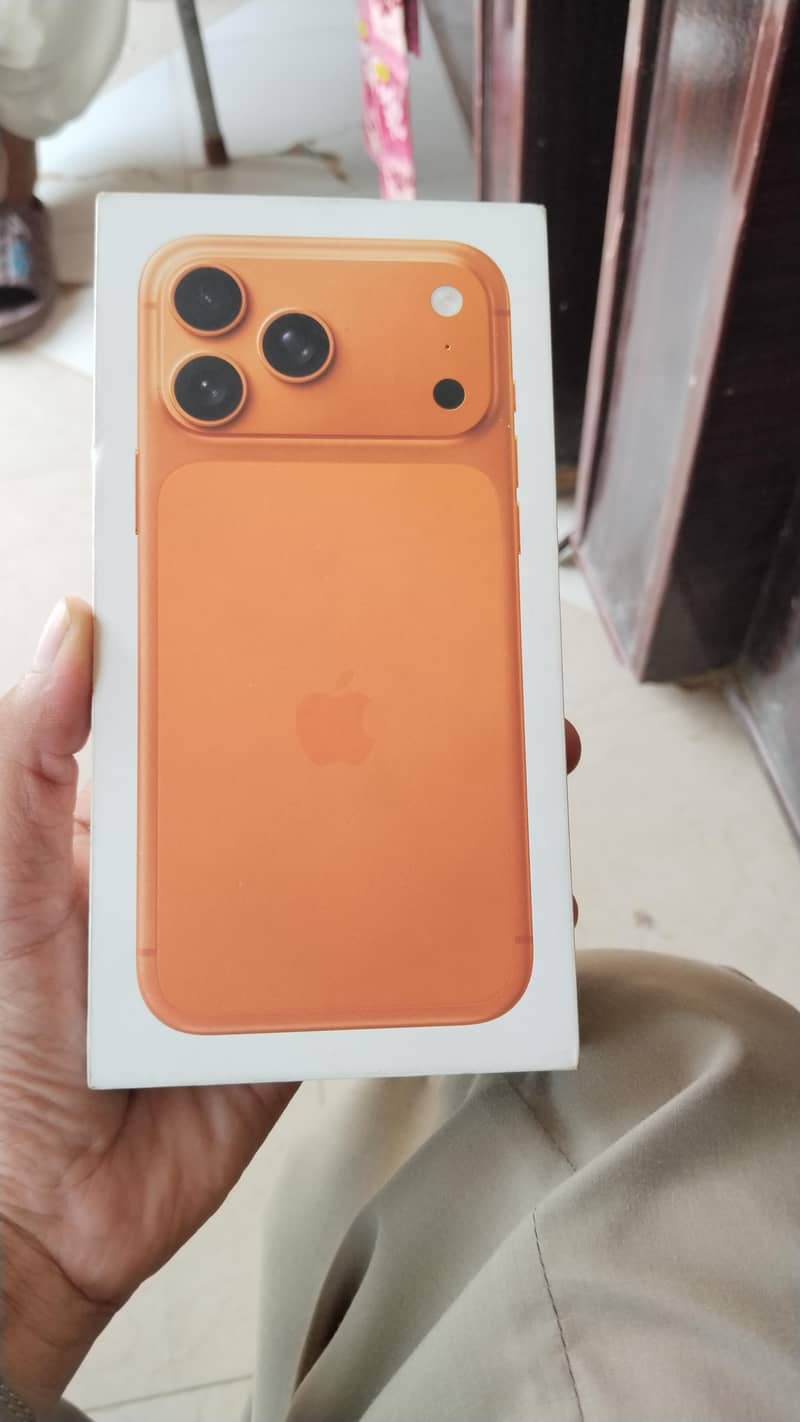 Apple iPhone 17 Pro Max 1