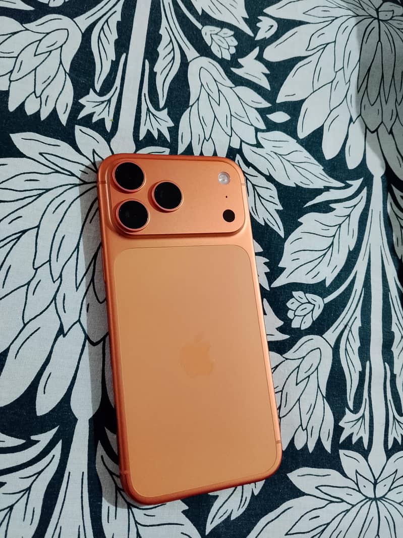 Apple iPhone 17 Pro Max 7