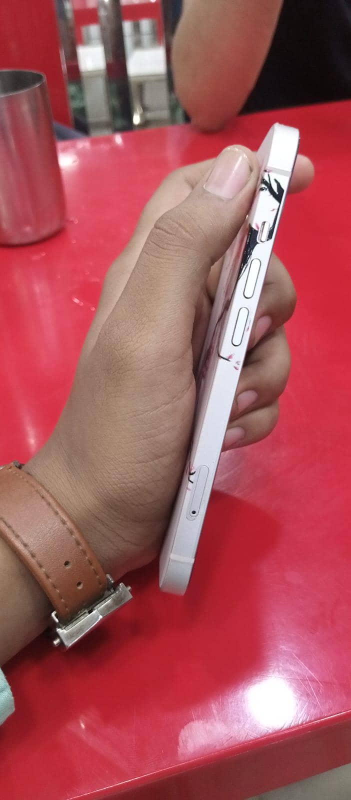 Apple iPhone 13 2