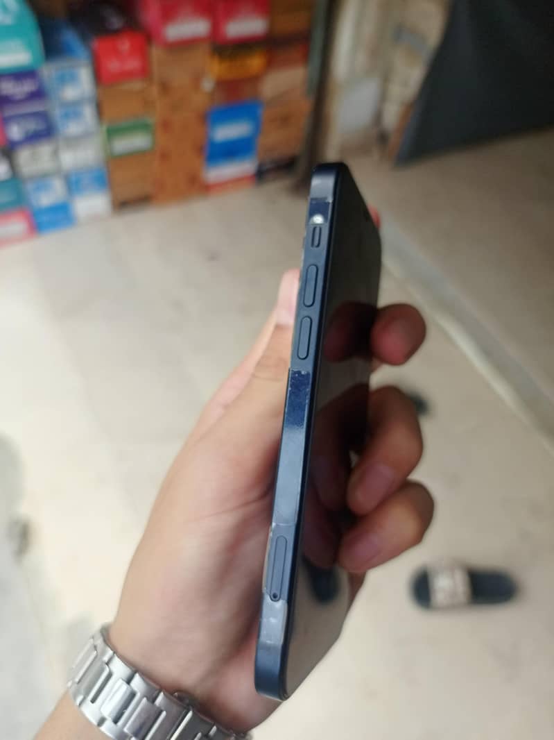 Apple iPhone 12 2