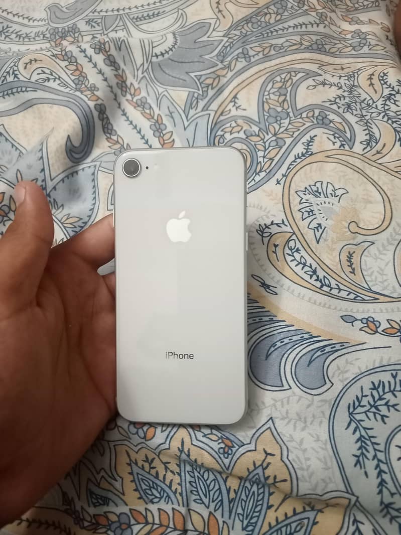 iphone 8 0