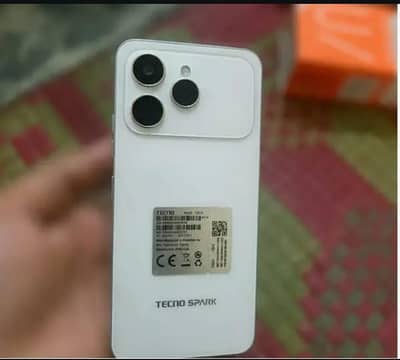 Tecno Spark 40