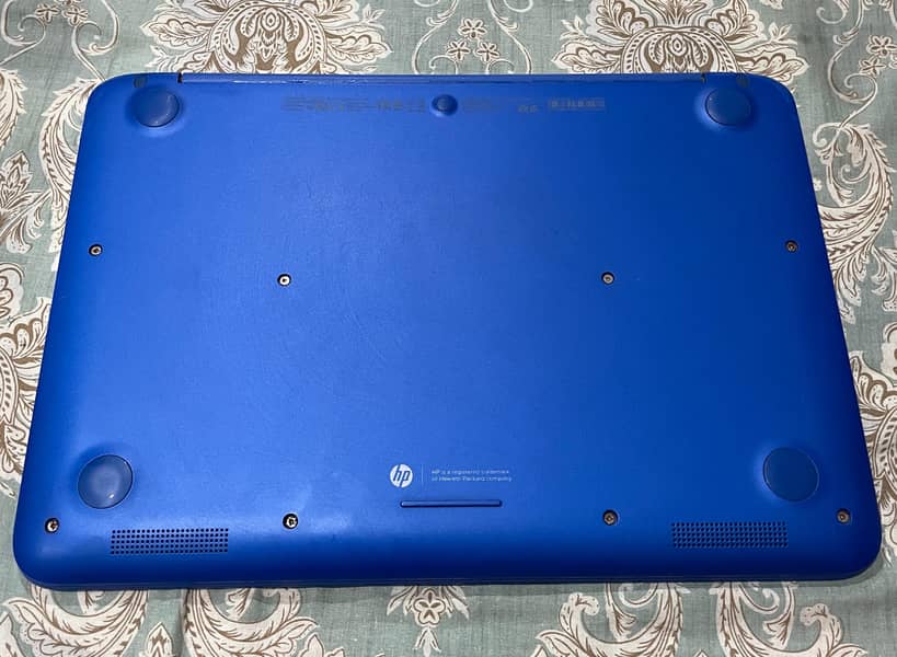 HP Stream 13 Notebook PC for sale in reasonable price. 2
