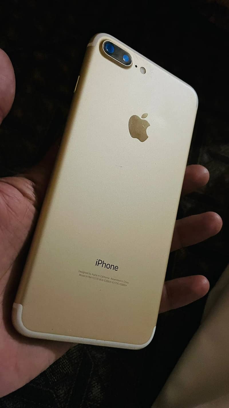 Apple iPhone 7 Plus 3