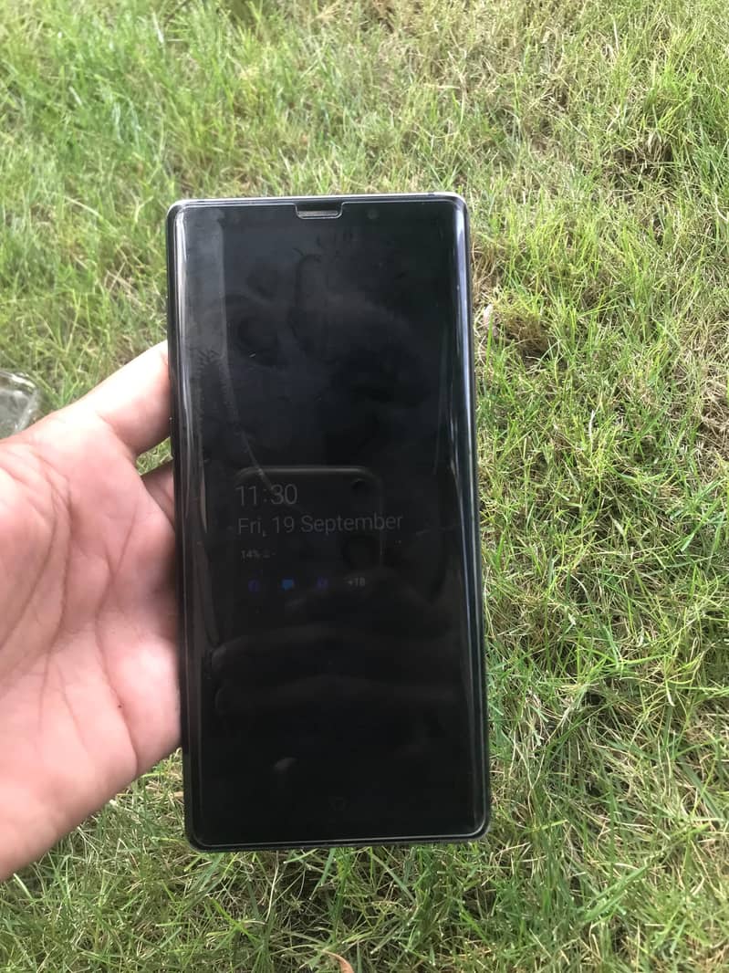 Samsung Mobile Note 9 5
