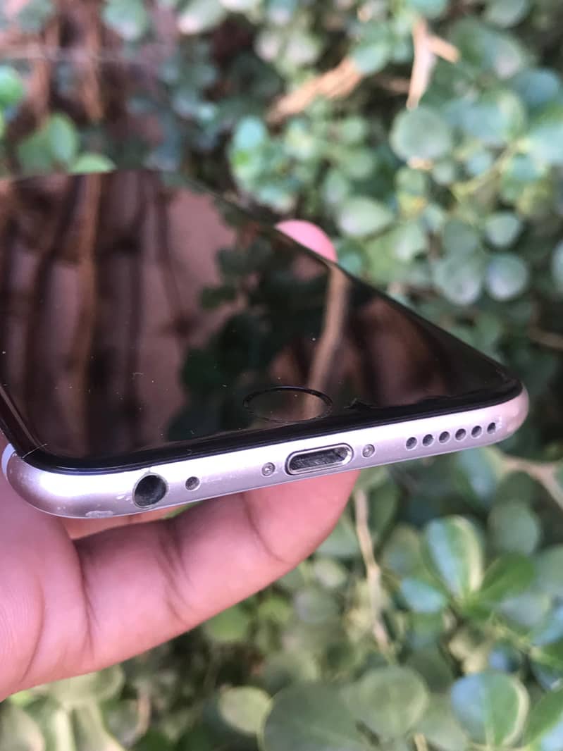 Apple iPhone 6 1