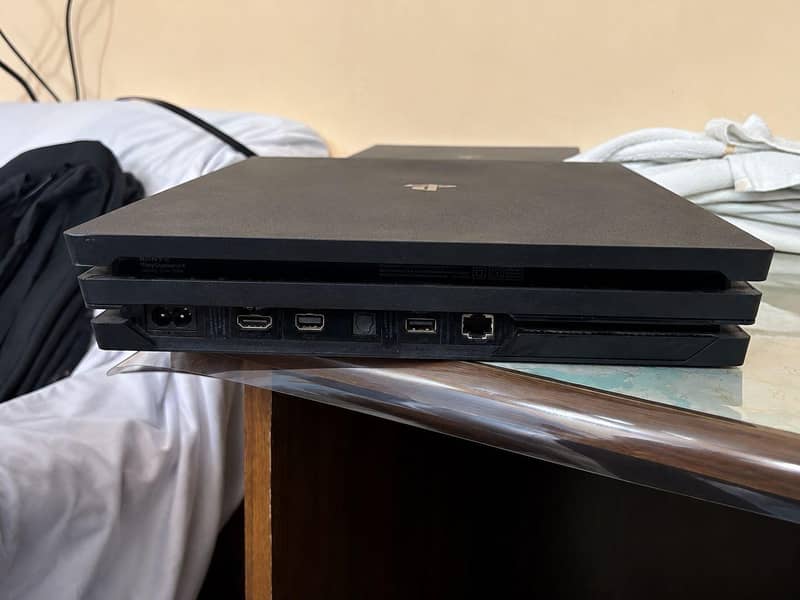 Ps4 pro 1tb 3