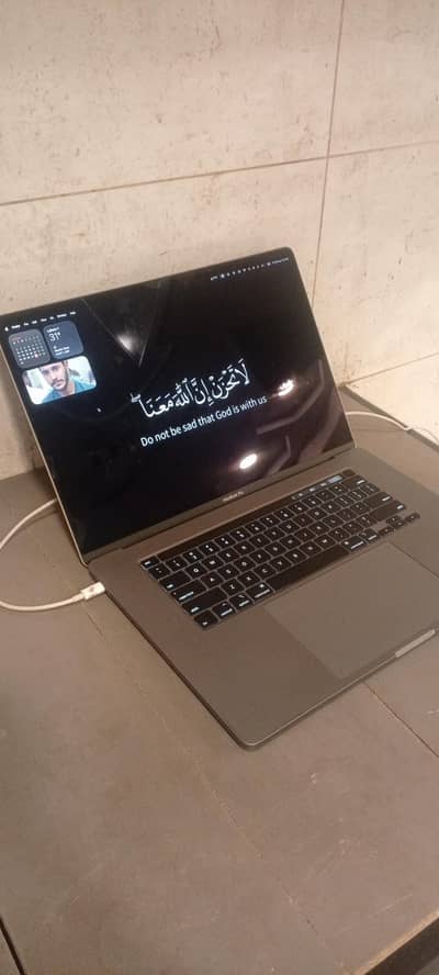 MacBook pro i7 32/ 1Tb SSD 4gb graphic card