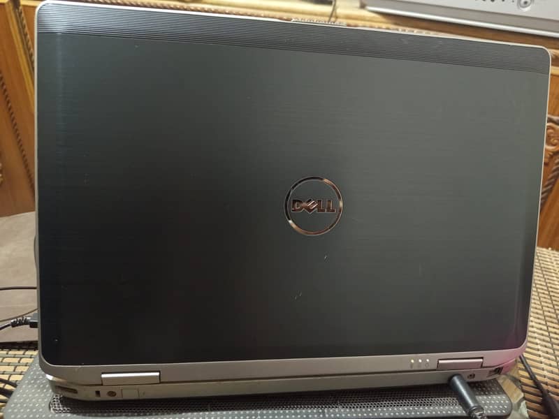 Dell Latitude E6430 0