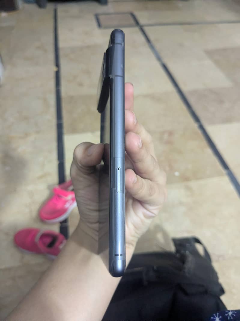 Google Pixel 7 4