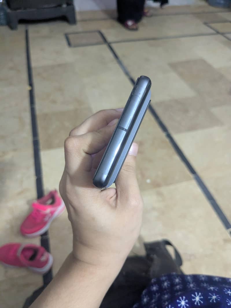 Google Pixel 7 5