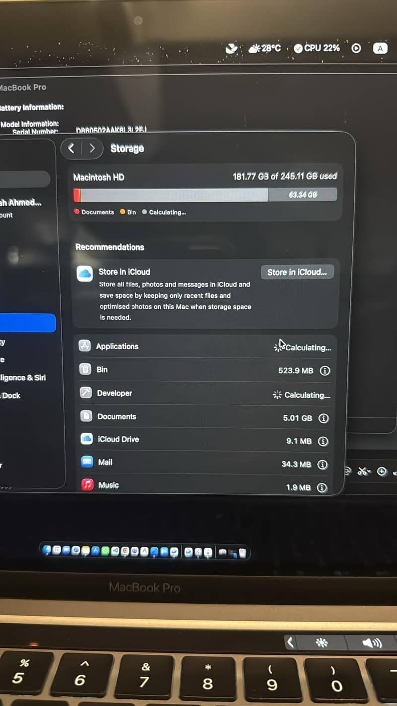 macbook pro 2022 M2 2