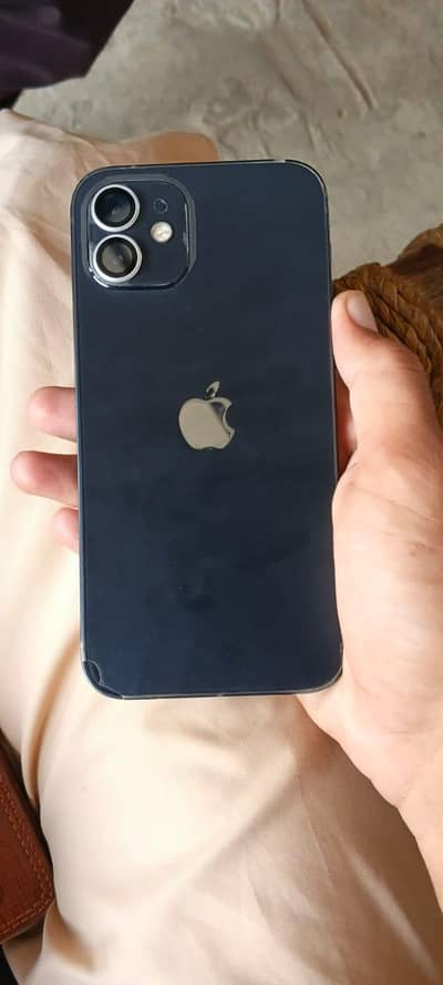 Apple iPhone 12