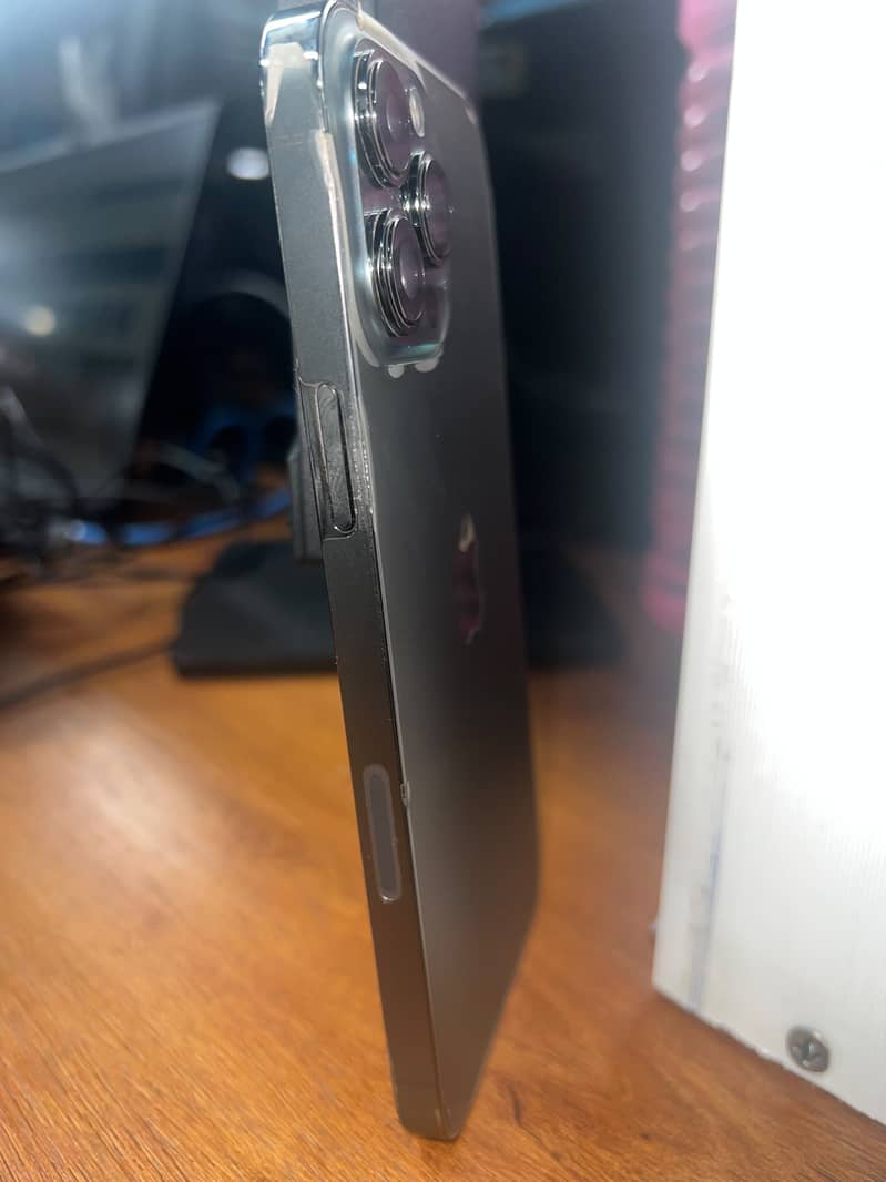 Apple iPhone 13 Pro Max 7