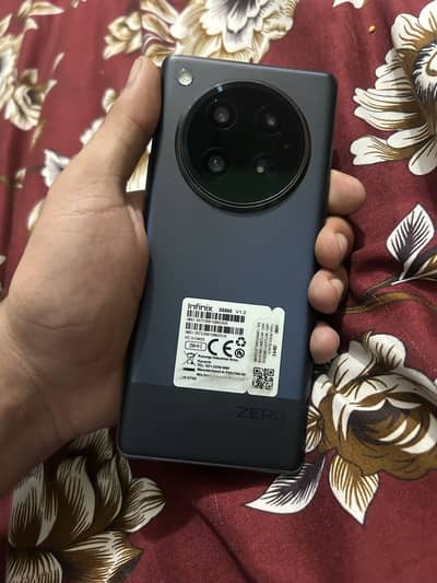 Infinix Zero 40