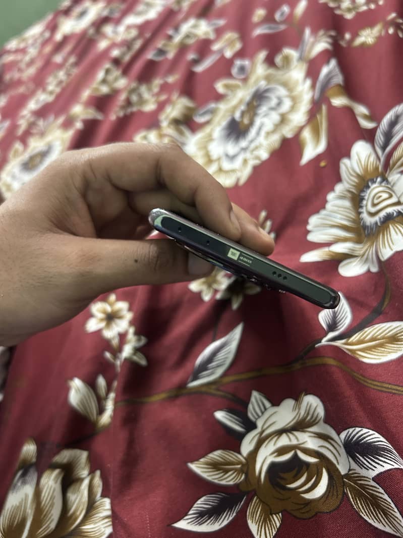 Infinix Zero 40 7