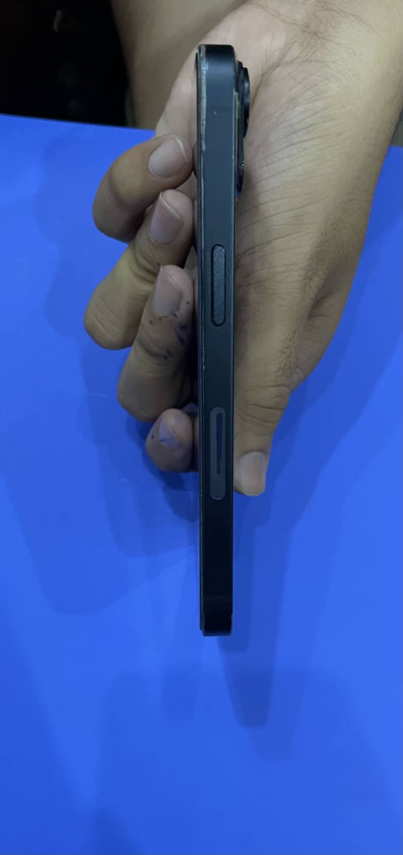 Apple iPhone 14 4