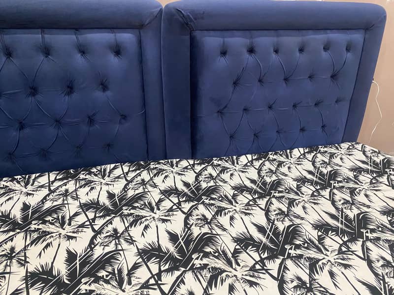 Single Bed pair solid sheesham based Navy blue Poshish set 6