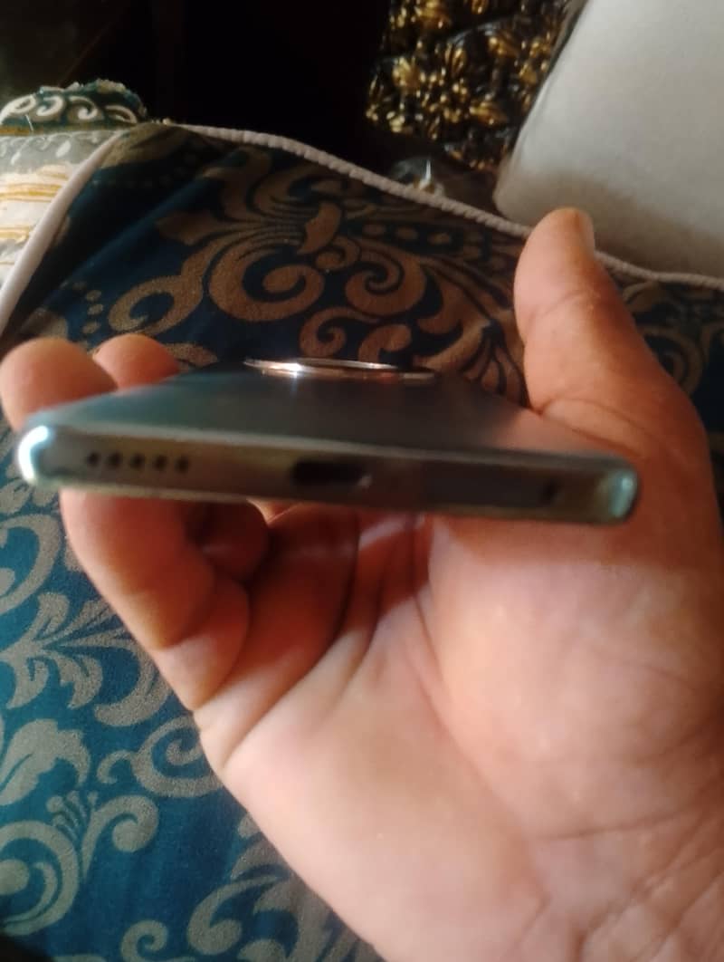 Honor Magic6 Lite 4
