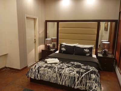 Furnished 1 bedroom available for rent in Gulberg 5