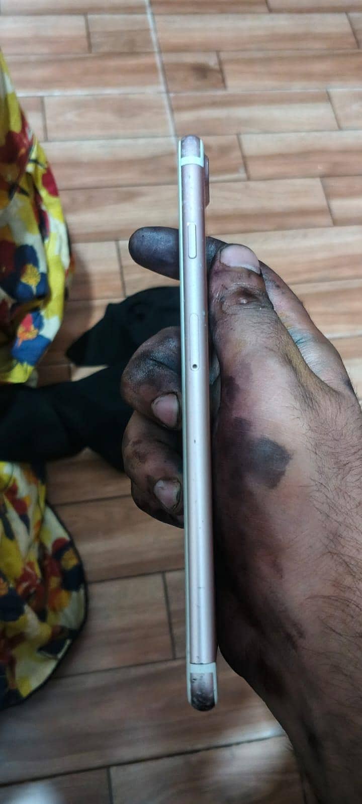 Apple iPhone 7 Plus 3