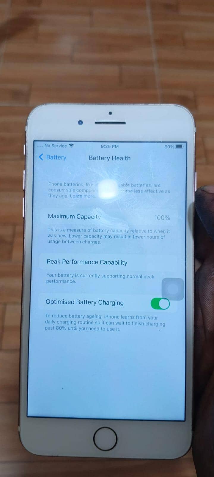 Apple iPhone 7 Plus 6