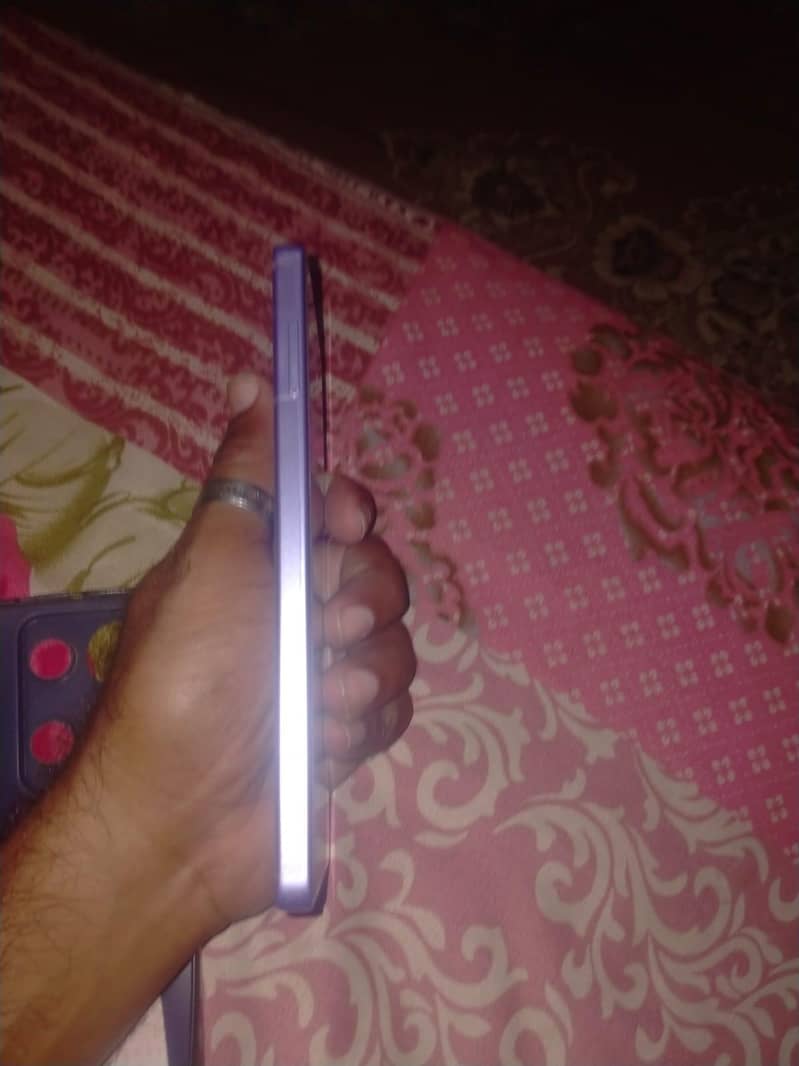 Xiaomi Redmi Note 13 Pro 3