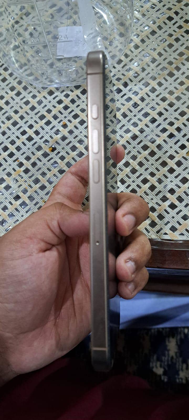 iPhone 16 Pro Max 3