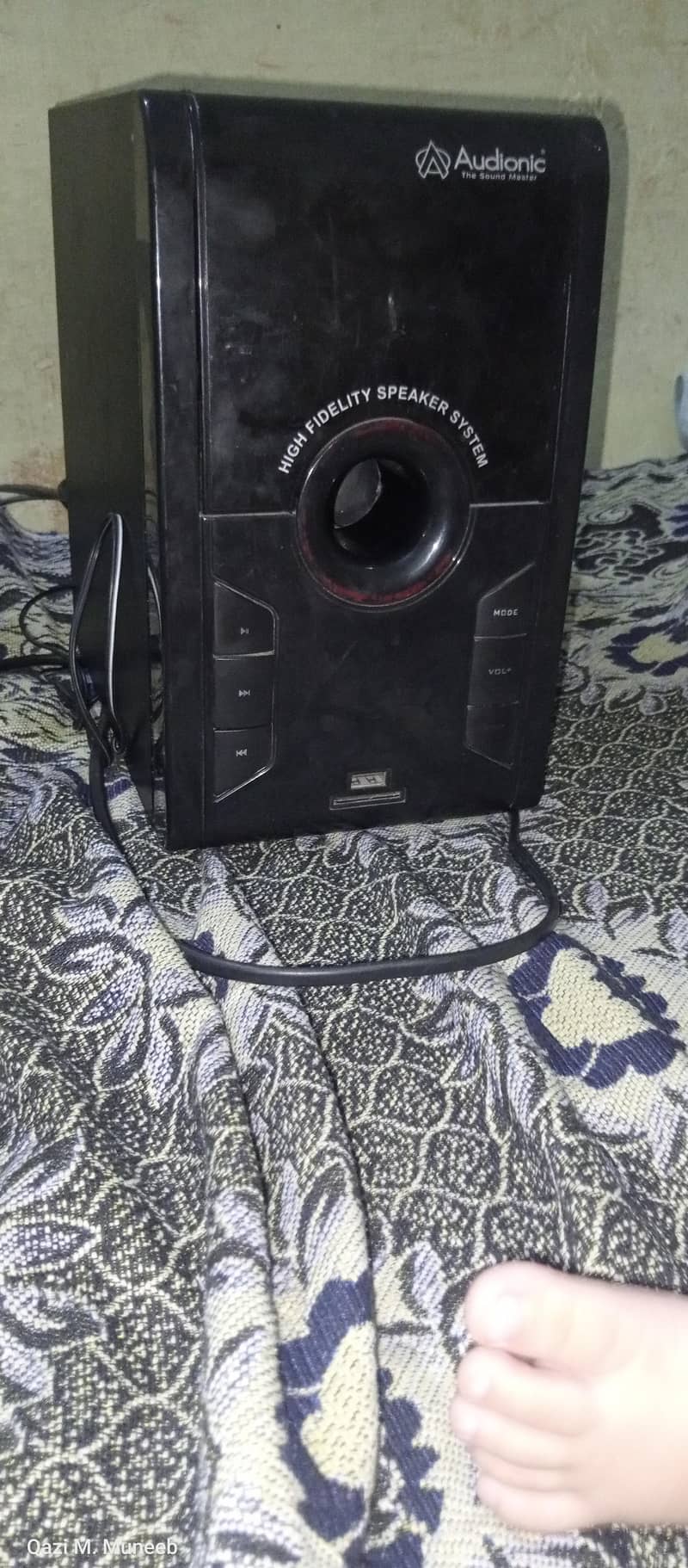 Bluetooth, USB, SD card 1