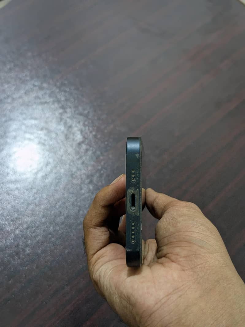Apple iPhone 14 5