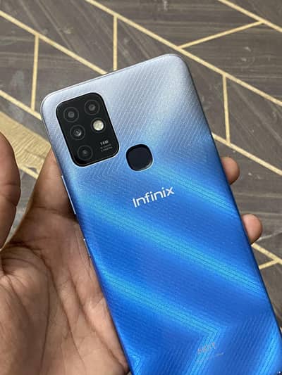Infinix Hot 10 All to all ok 10/10 pta approved 6/128 sealed