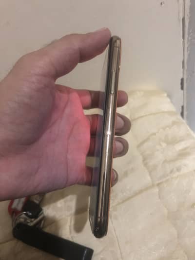 Apple iPhone XS