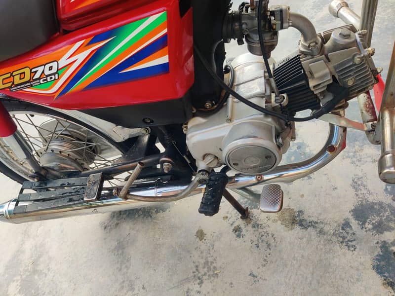 HONDA CD70 4