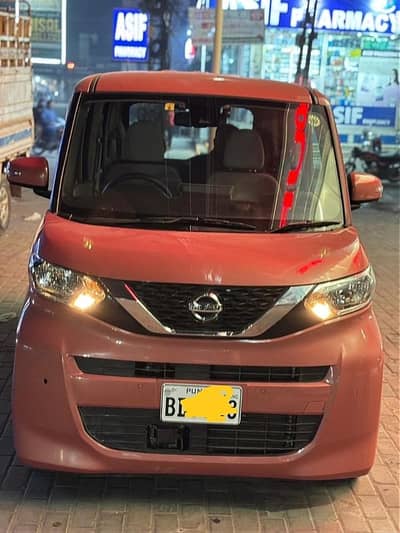 Nissan Roox 2025