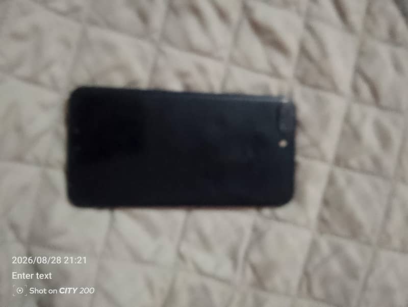 Apple iPhone 7 Plus 3