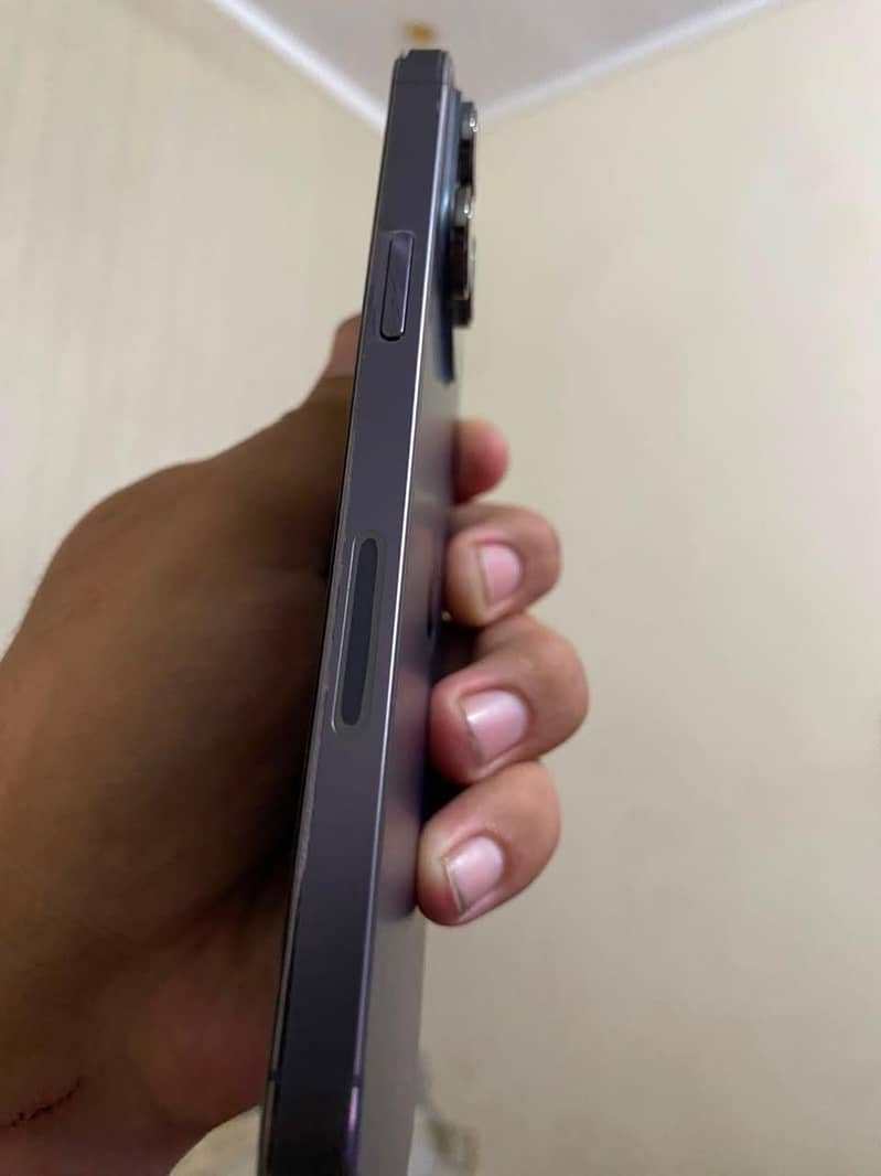 iPhone 14 Pro Max 1