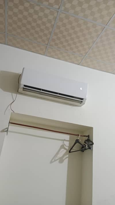 gree ac invertor 1.5