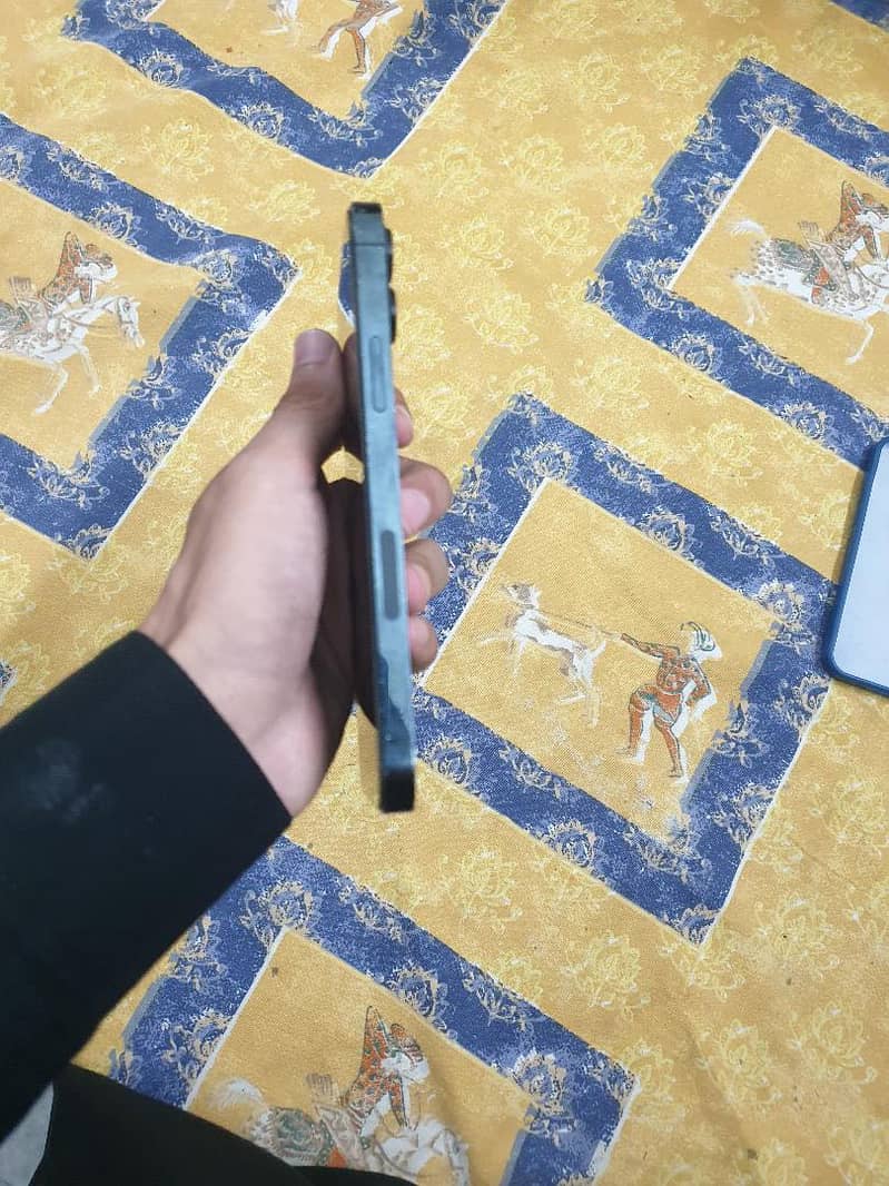 iPhone 12 Pro 3