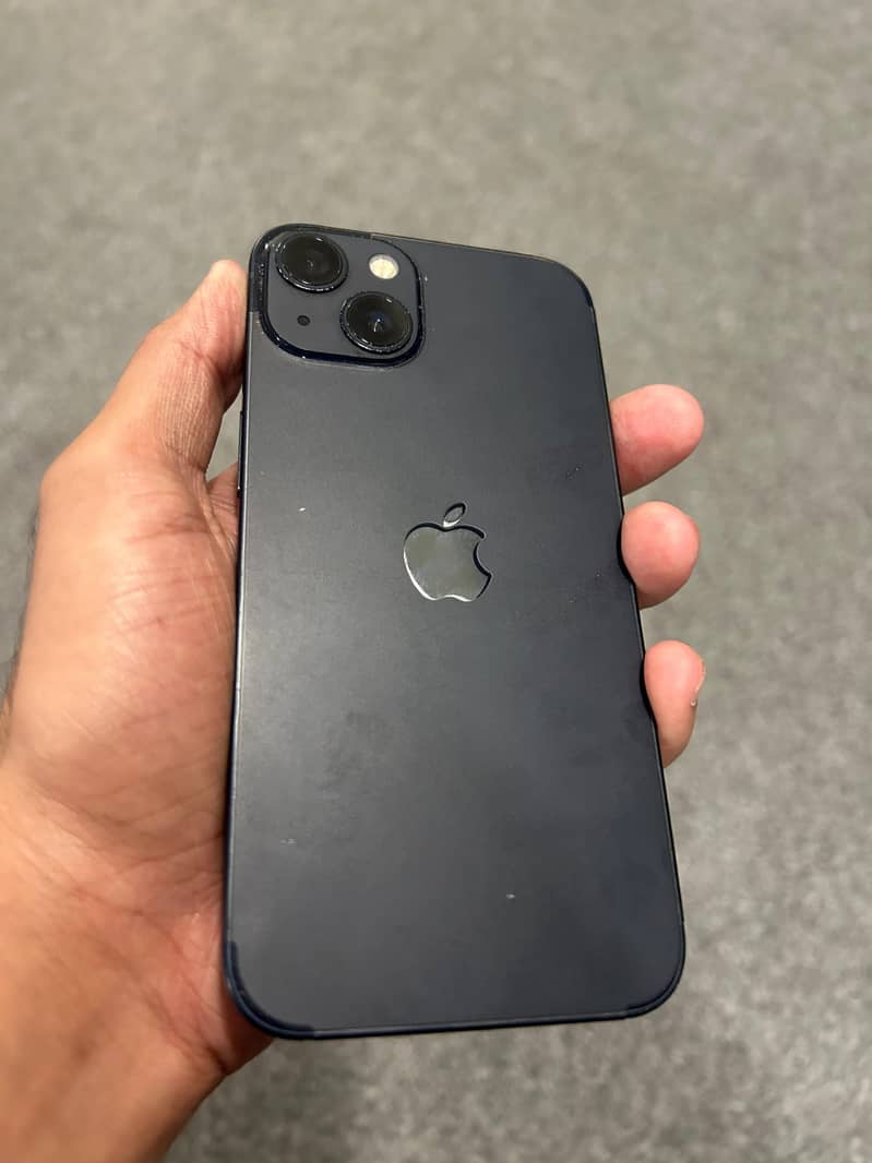 Apple iPhone 13 2