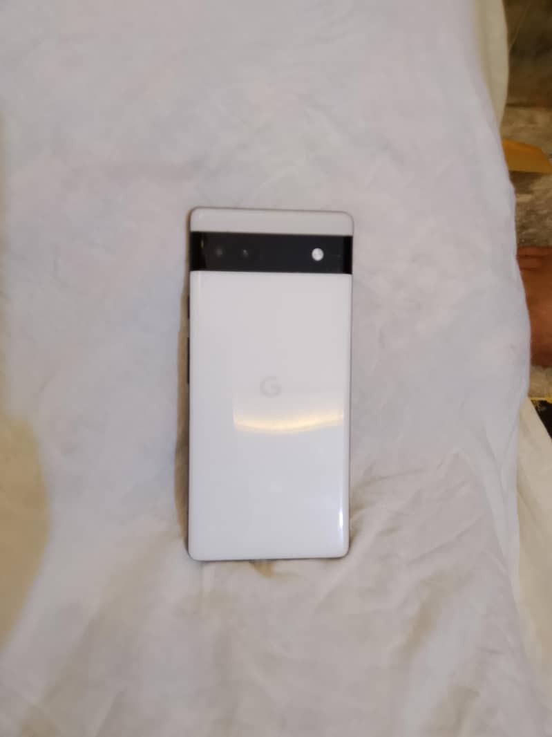 Google Pixel 6a 1