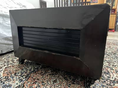 used wooden center table