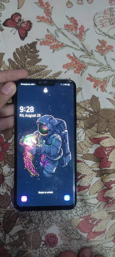 LG V40 ThinQ