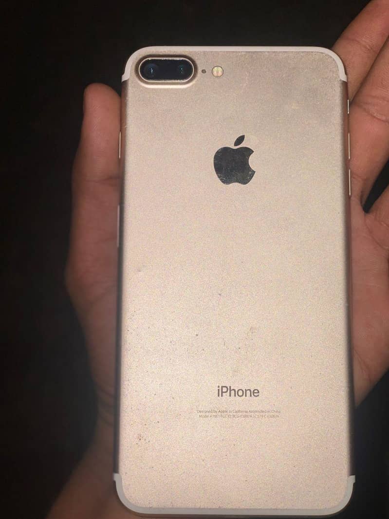 Apple iPhone 7 Plus 3