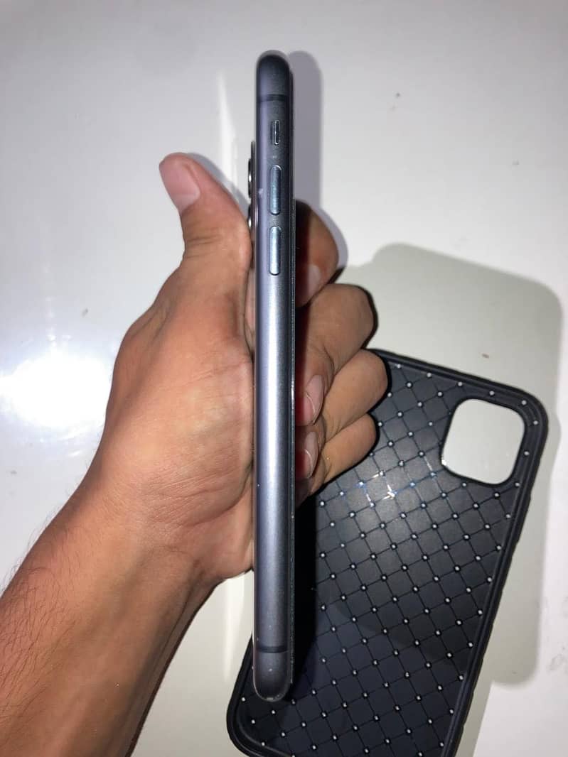 Apple iPhone 11 1